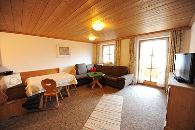 Ferienwohnung – Zimmer mit drei Betten